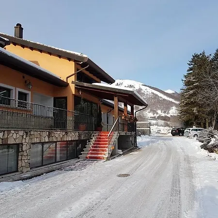 C0c00n Garden Hotel Pescasseroli