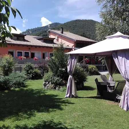 Hotel C0c00n Garden 3*