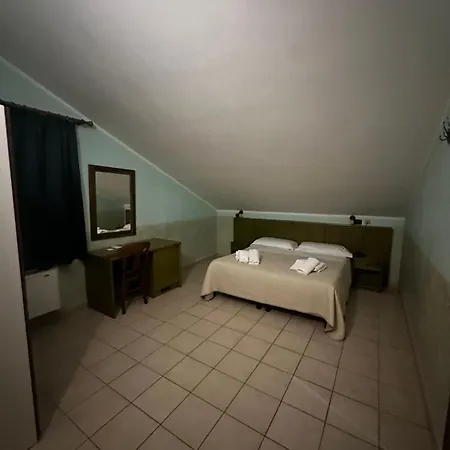 Hotel C0c00n Garden Pescasseroli