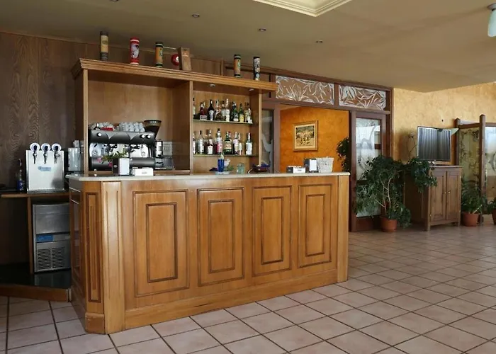 Hotel C0c00n Garden 3*